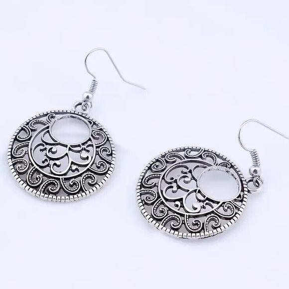 Boho Simple Carved Hollow Flower Design Silver Plated Dangle Earrings - Picture 4 of 10